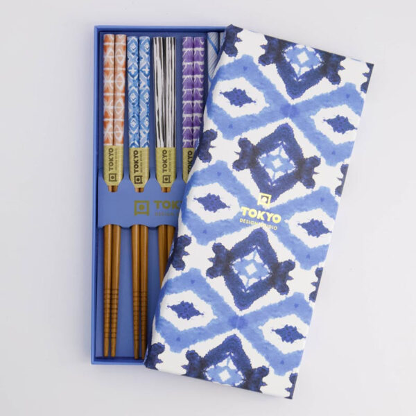 Ätpinnar i Trä,  Blue Kasur - Tokyo Design Studio